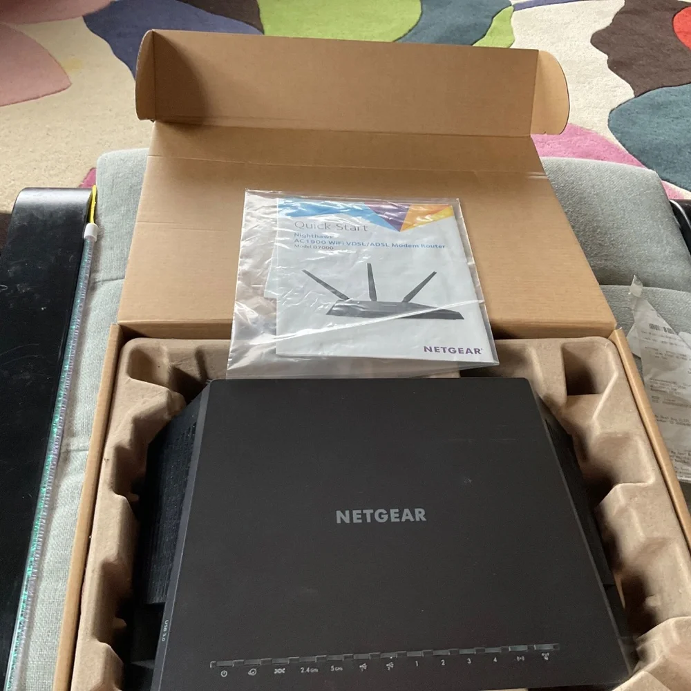 WiFi VDSL/ADSL MODEM ROUTER - Picture 2 of 5